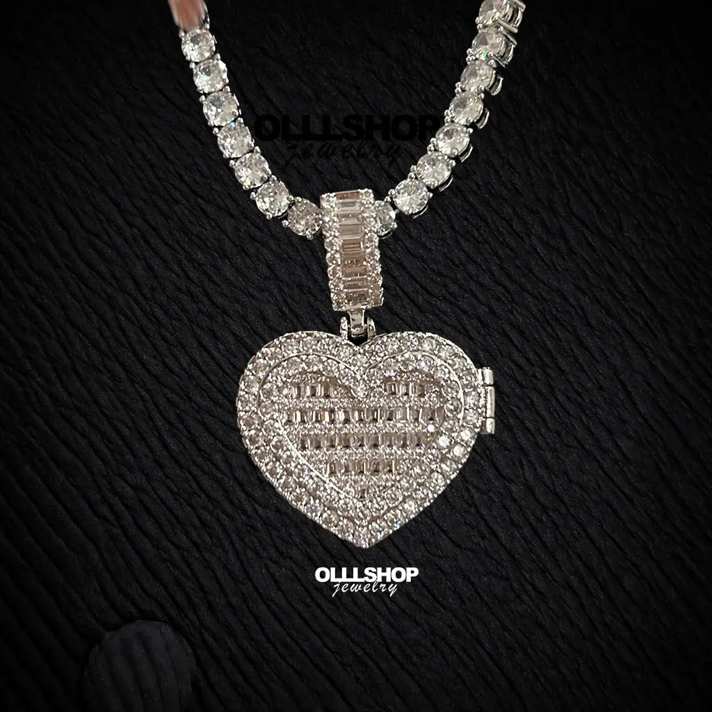 Personalized Heart Photo Pendant with Hinged Design