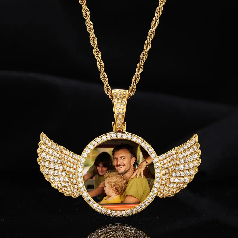 18k gold custom round wing photo pendant – 67mm luxury personalized necklace gift