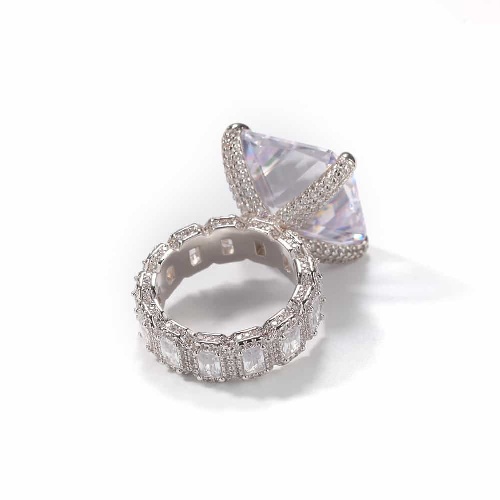 Vintage Gold-Plated Diamond Hip-Hop Ring