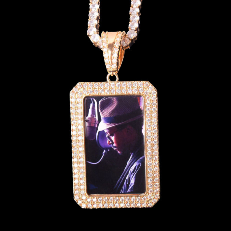 35mm personalized square pendant necklace – custom photo design with micro-inlaid diamond edge
