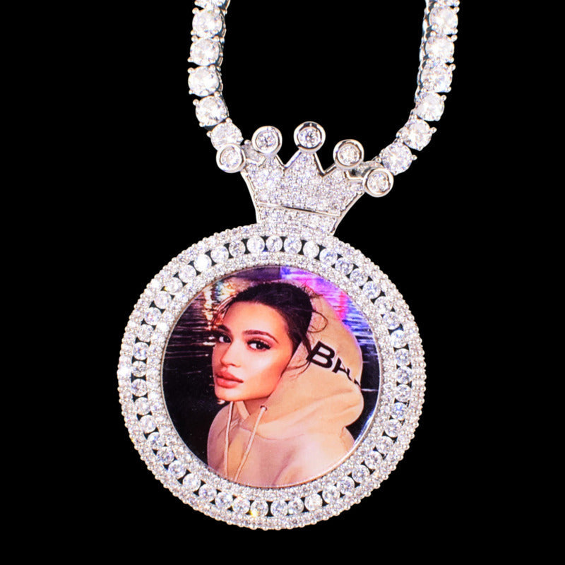 3D Customized Photo Crown Round Pendant - 40mm
