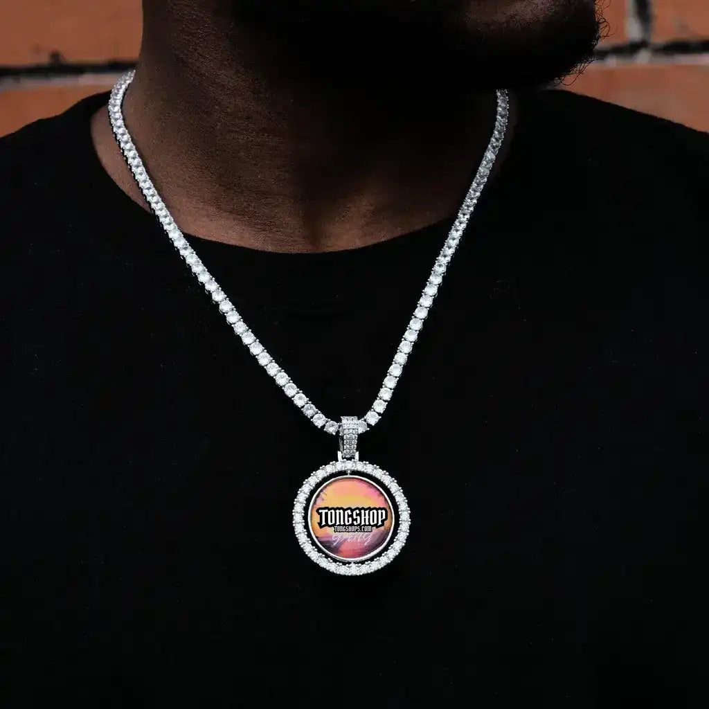 3D SPINNING 2-FACED CUSTOM PICTURE ROUND PENDANT - 42mm