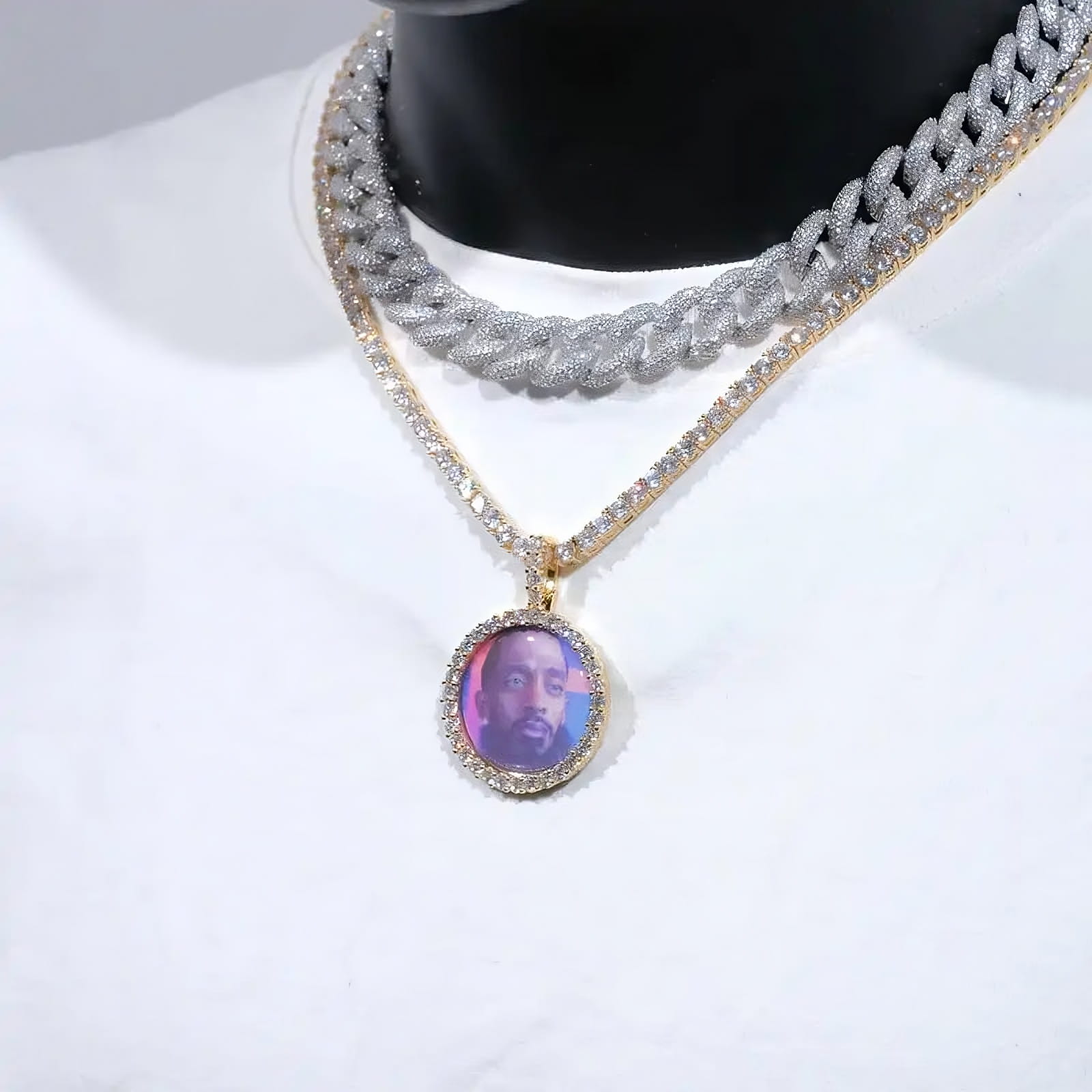3D round custom pendant with photo and gold rope chain on model