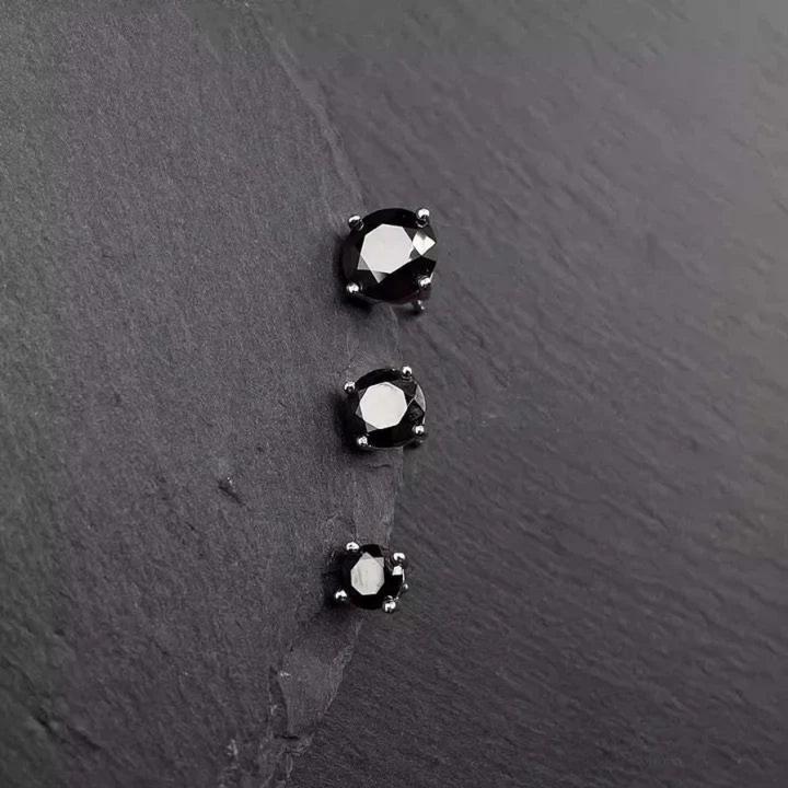 S925 Black VVS Moissanite Four Prong Black Stud Earrings