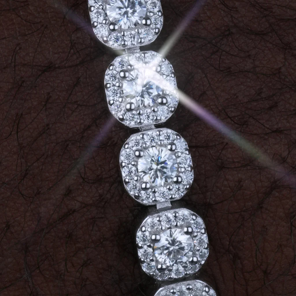 925S & VVS Moissanite Clustered Tennis Bracelet - 8MM
