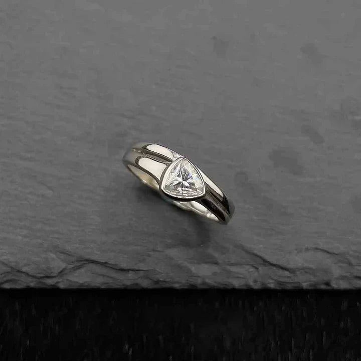 S925 Moissanite Triangular Geometric RinG With Adjustable Opening