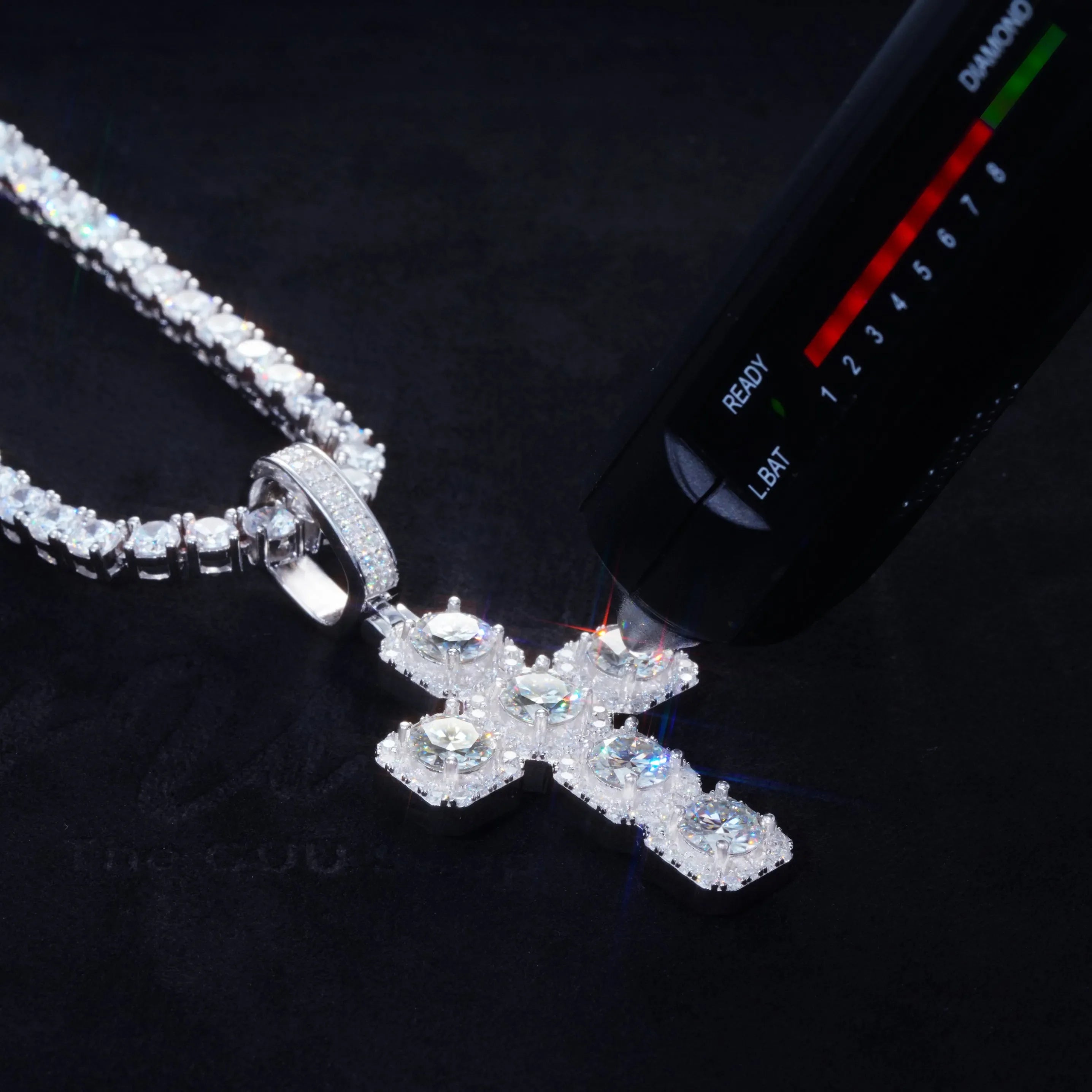 8.0 Carat VVS Moissanite Gemstone Cross Necklace In White Gold