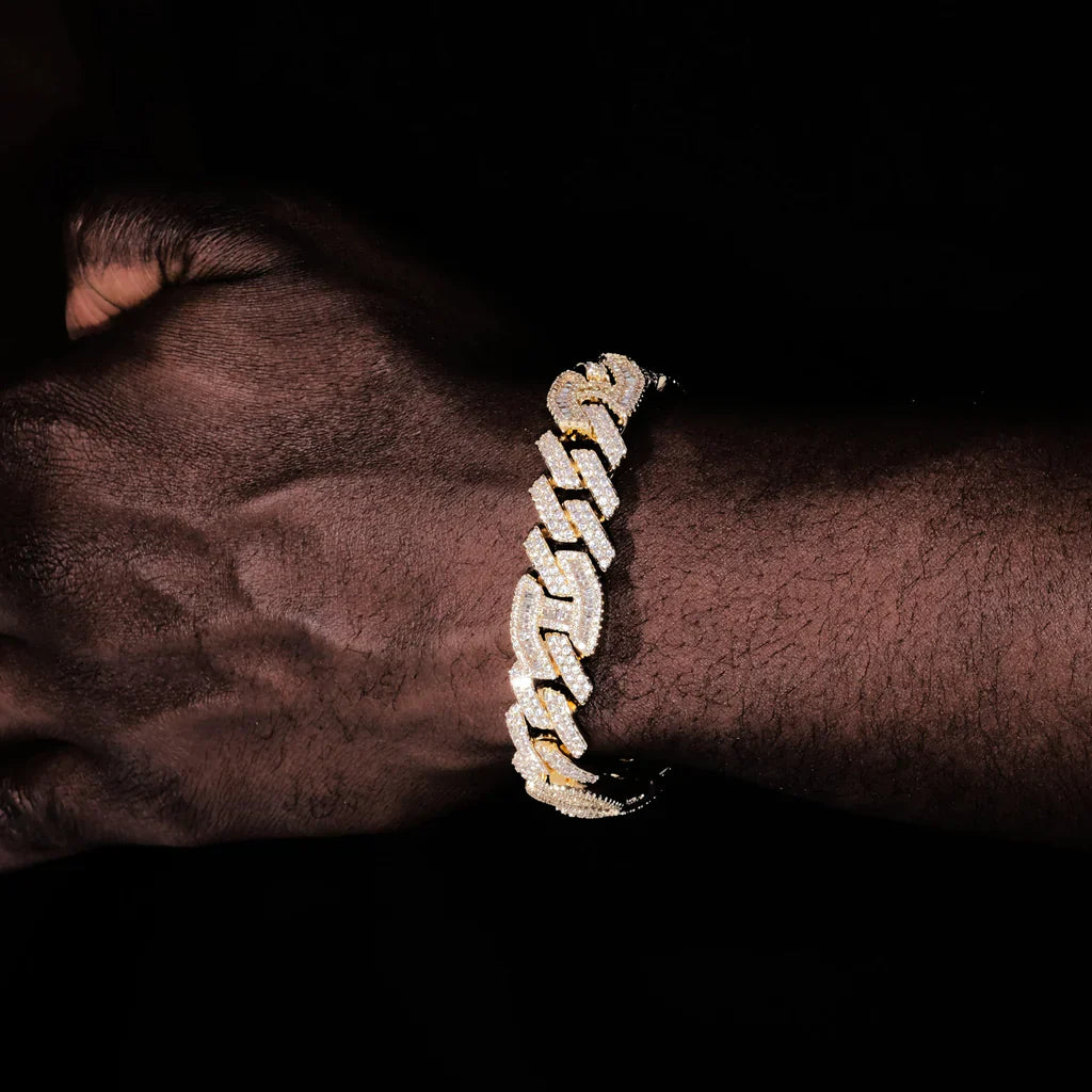 Prong Baguette Cuban Bracelet in 18K Gold - 12mm