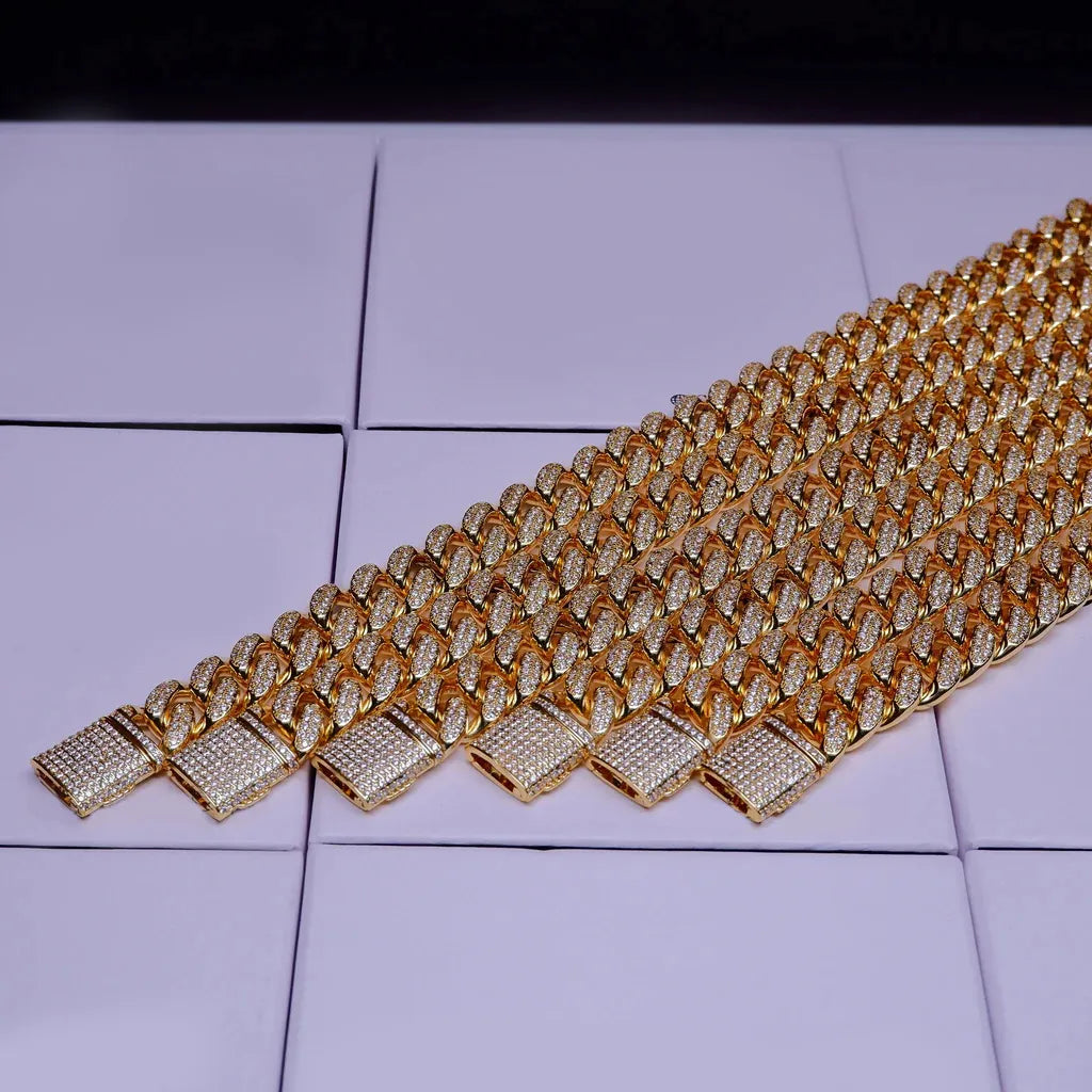 🔥New Flip buckle Iced Cuban Link Chain Gold-Plated