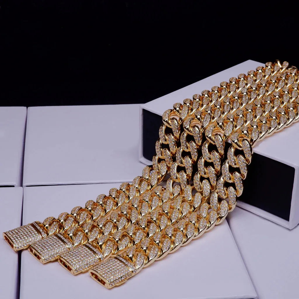 🔥New Flip buckle Iced Cuban Link Chain Gold-Plated