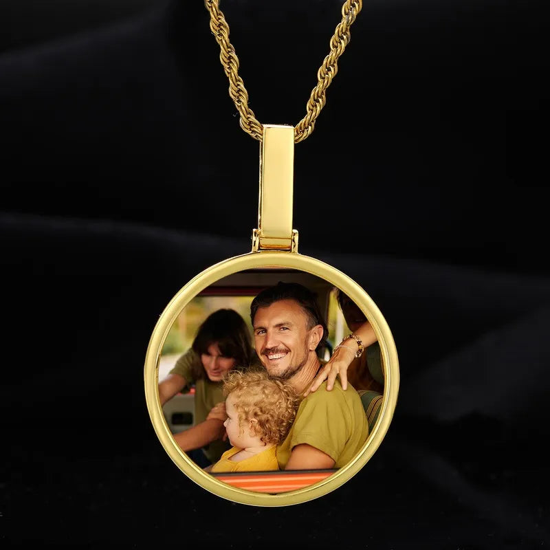 18k gold polished 45mm round pendant – luxury custom photo necklace