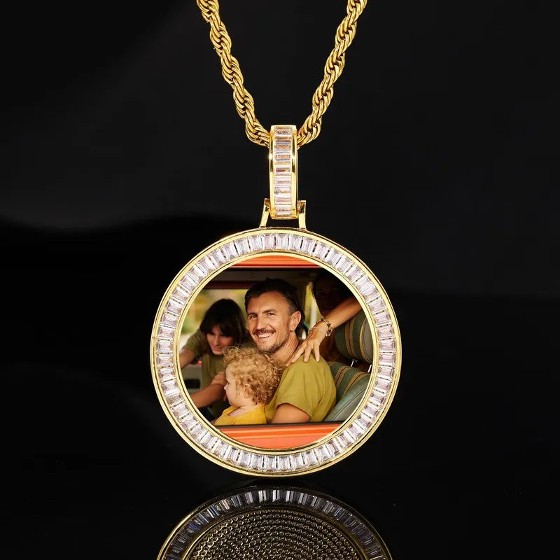 T-square micro-inlaid custom photo round pendant necklace in 18k gold – 38mm personalized jewelry gift