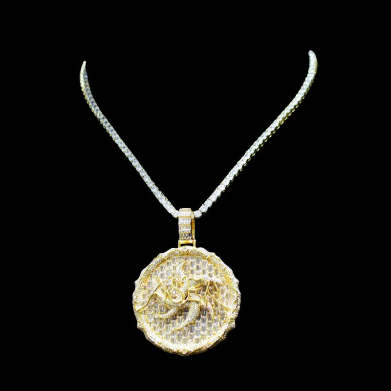 Thorn ice disc pendant with unique pattern and CZ stones