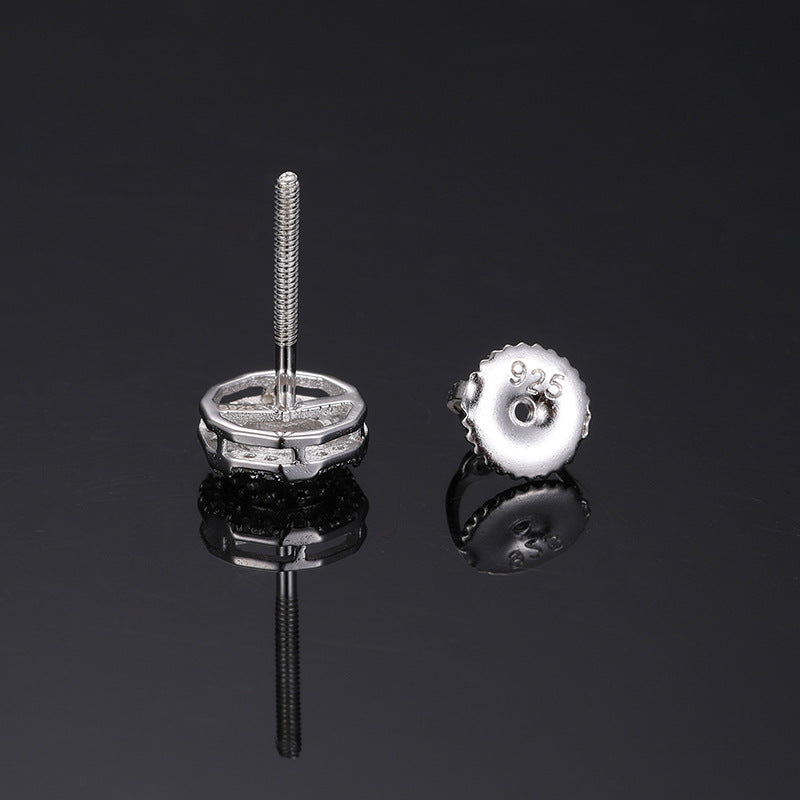 S925 VVS Moissanite Round Stud Earrings in 18K Gold Overlay