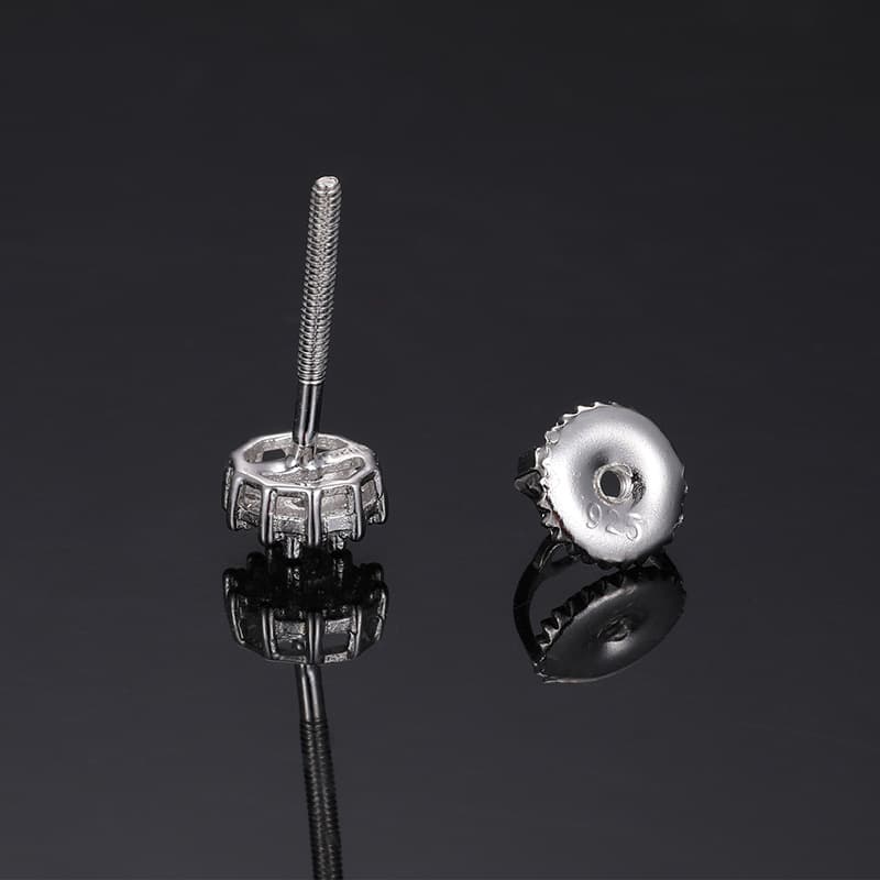 S925 VVS 2.0mm Round Moissanite Stud Earrings in 18K Gold Plating