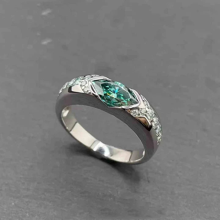 S925 VVS1 Moissanite Ice Blue Lake Green Horse Eye Ring