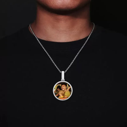18k Gold Custom Photo Polished Round Pendant - 45mm