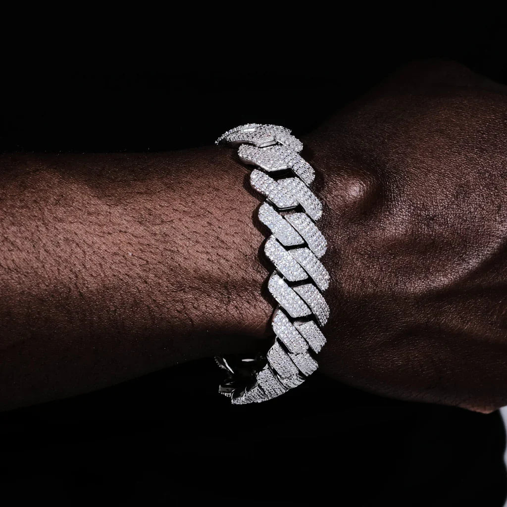 Diamond Prong Cuban Bracelet in White Gold - 19mm