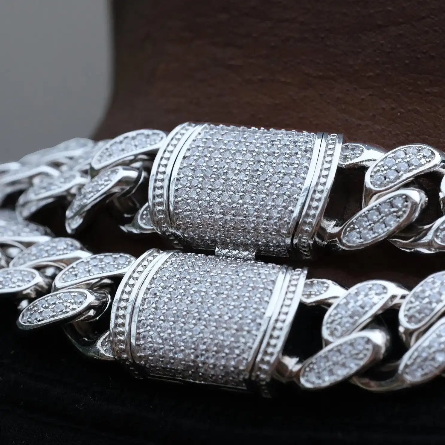 Box Clasp Iced Cuban Link Chain in White Gold - 19mm