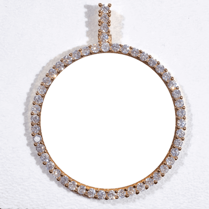 Empty circle pendant frame ready for personalized photo