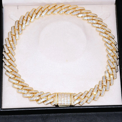 Baguette Channel Set Cuban Chain in 18k Gold - 19mm
