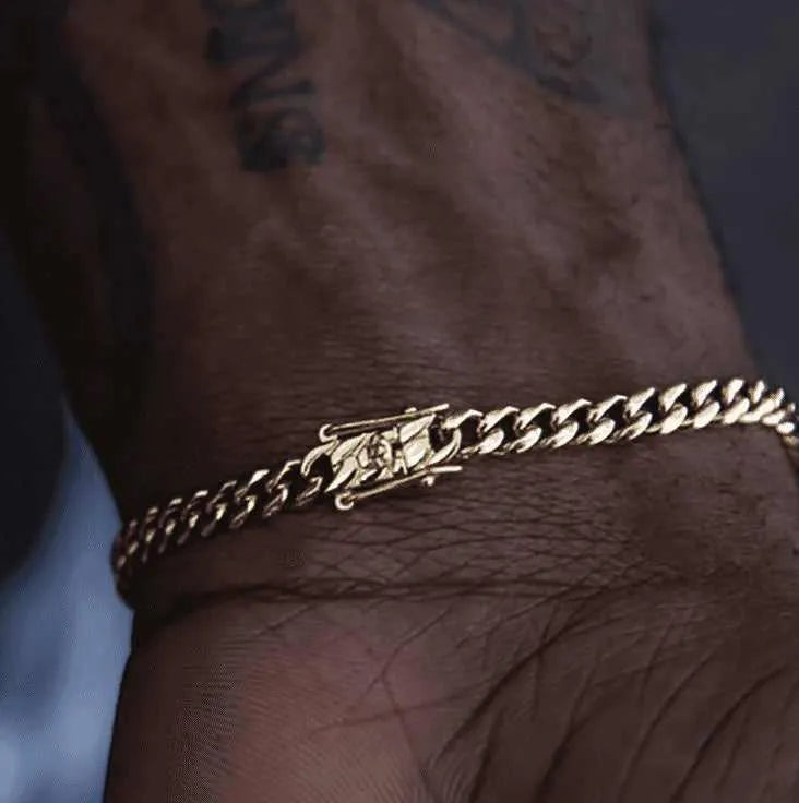 Yellow gold 5mm Cuban bracelet with secure clasp