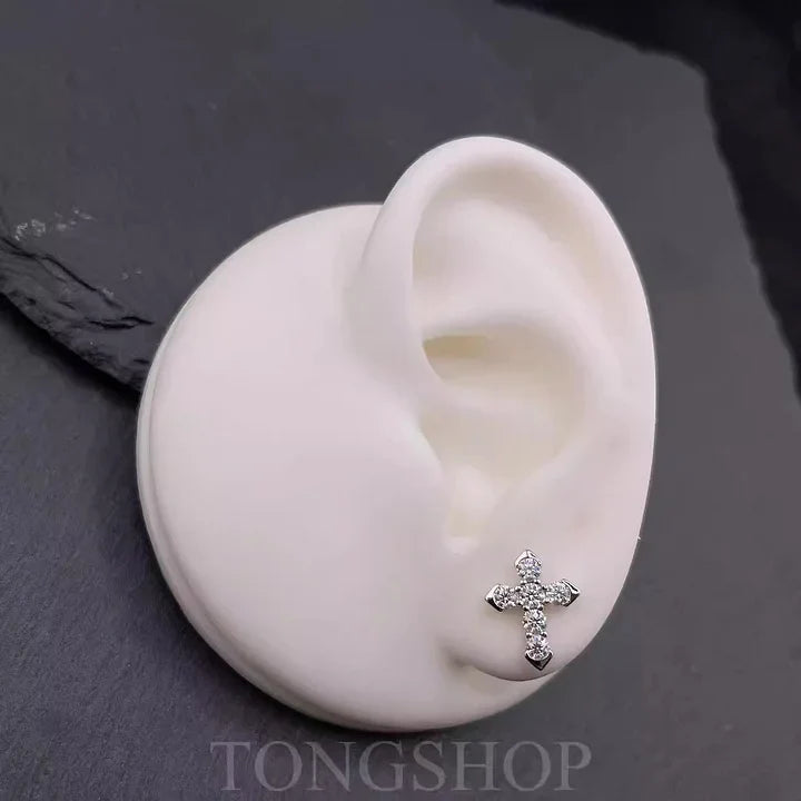 S925 VVS Moissanite Cross Stud Earrings