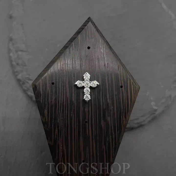 S925 VVS Moissanite Cross Stud Earrings