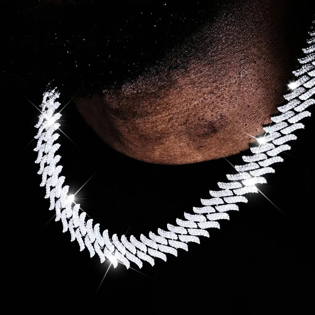 Spiked Iced Cuban Chain in White Gold - 20mm