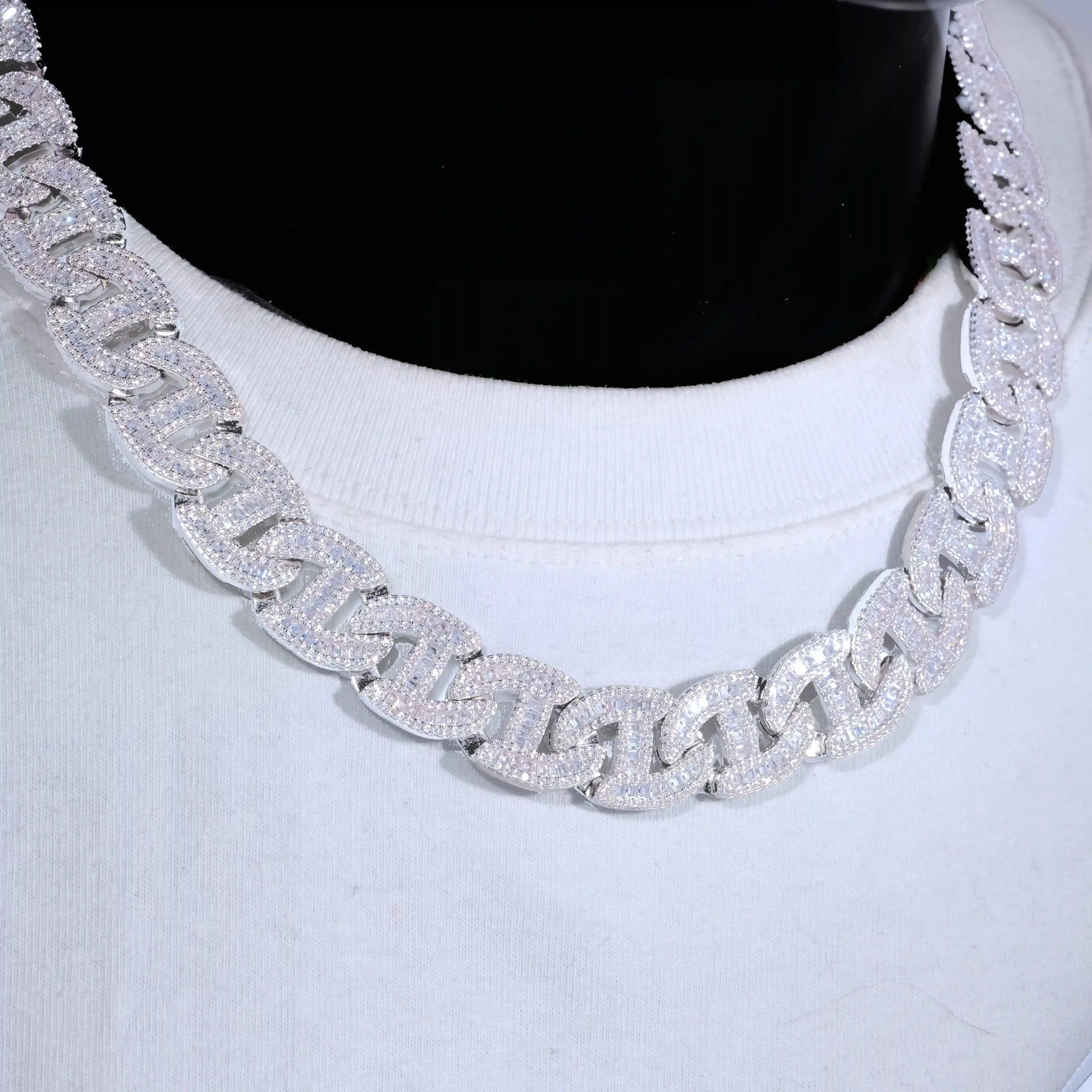 Baguette Chain Link Necklace in White Gold - 15mm