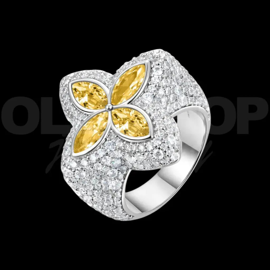 Iced Clover Rings Diamond - 25mm