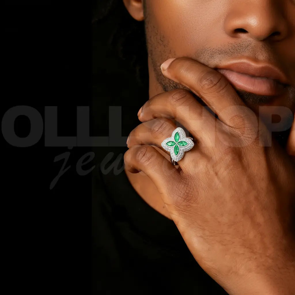 Iced Clover Rings Diamond - 25mm