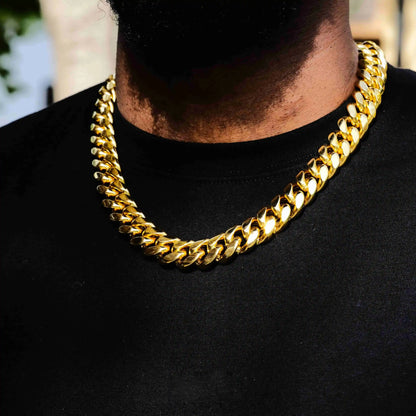 Miami Cuban Link Choker in Yellow Gold - 18mm