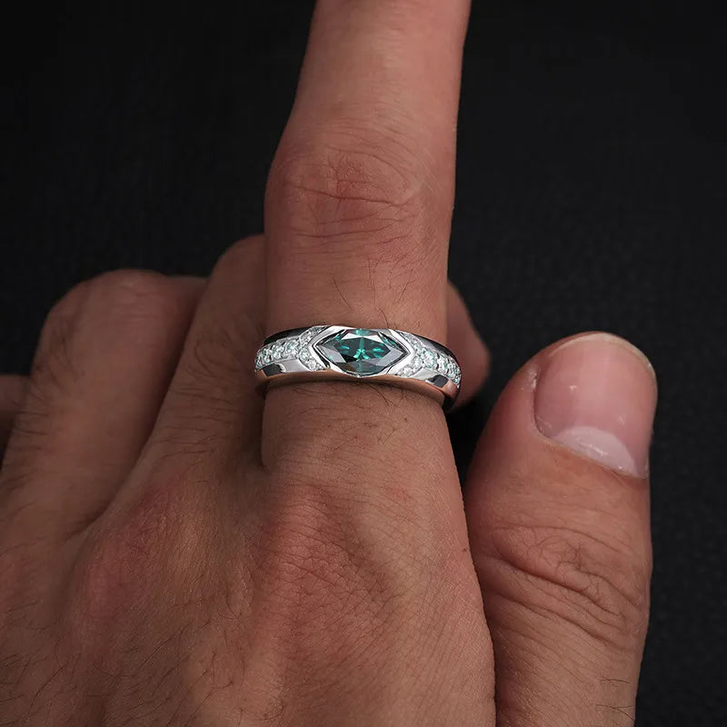 925 VVS Moissanite Green Horus Ring