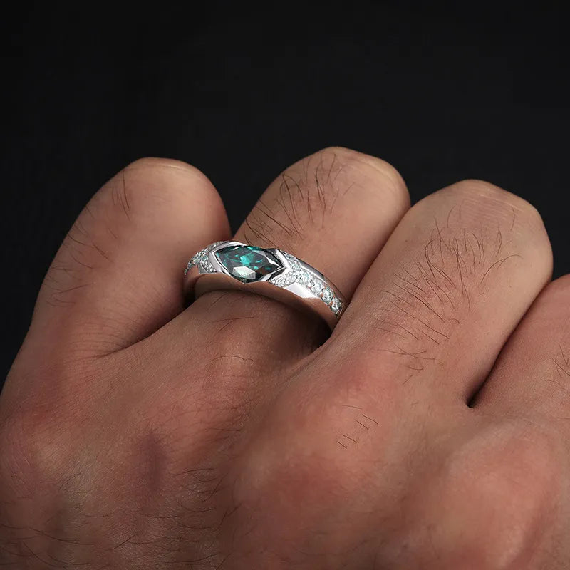 925 VVS Moissanite Green Horus Ring