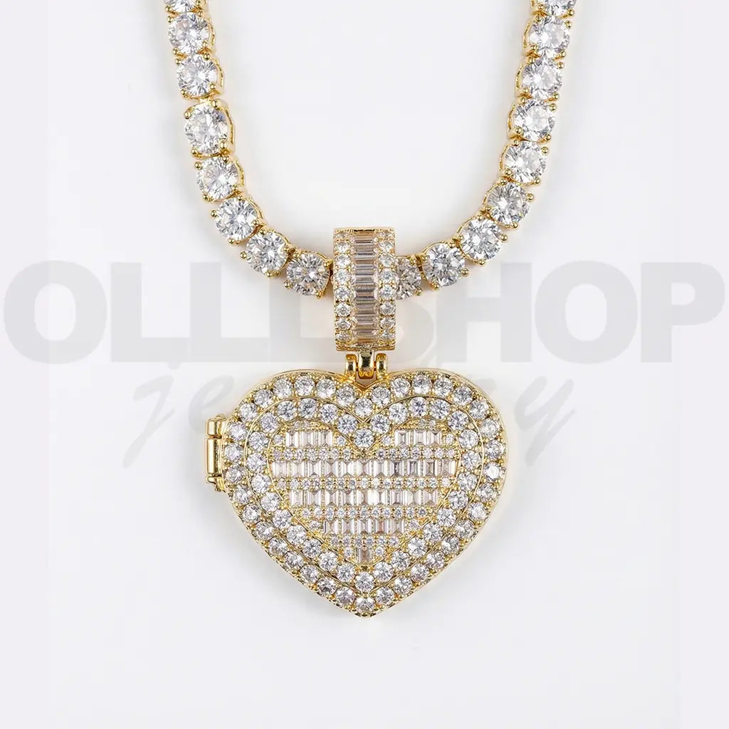 Personalized Heart Photo Pendant with Hinged Design