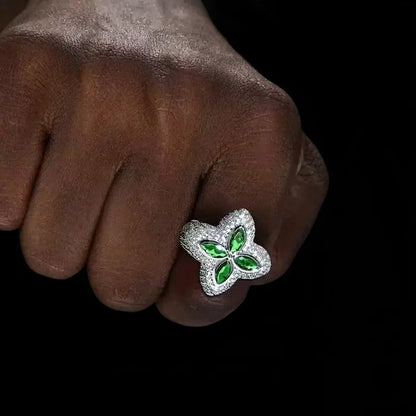 Iced Clover Rings in White Diamond - 25mm