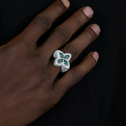 Iced Clover Rings in White Diamond - 25mm